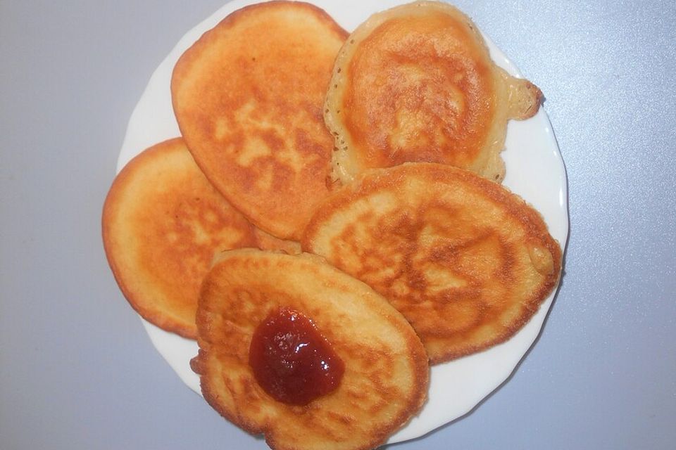 Mini-Pfannkuchen oder Pancakes