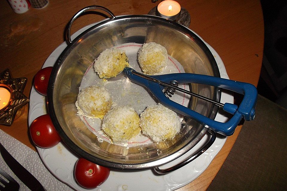 Gebackene Reis-Parmesan-Bällchen