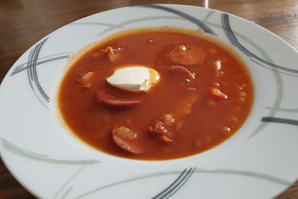 Serbische Bohnensuppe