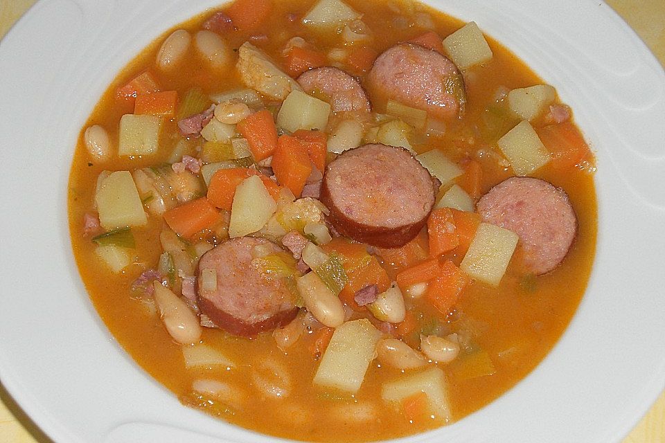 Serbische Bohnensuppe