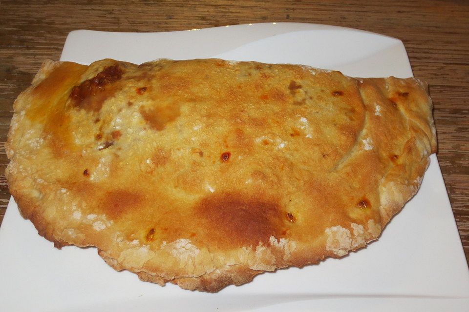 Pizza Calzone