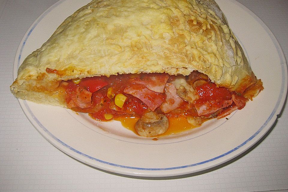 Pizza Calzone