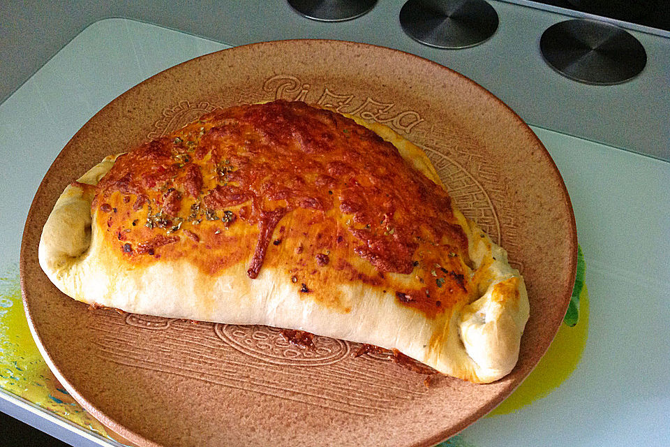 Pizza Calzone