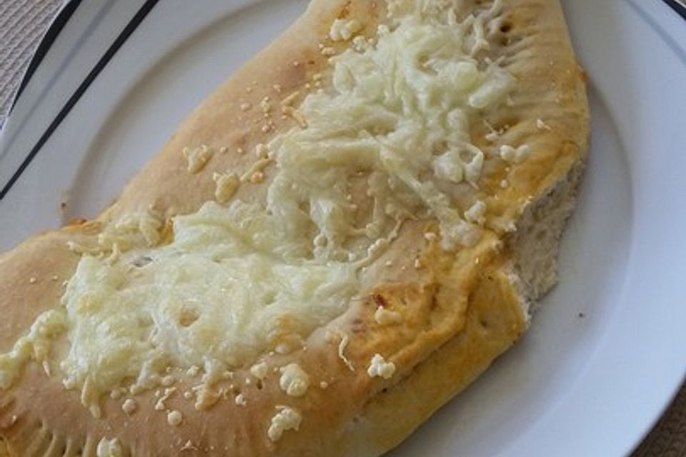 Pizza Calzone