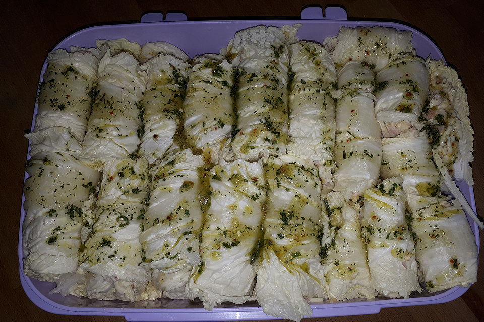 Chinakohl-Mozzarella-Röllchen