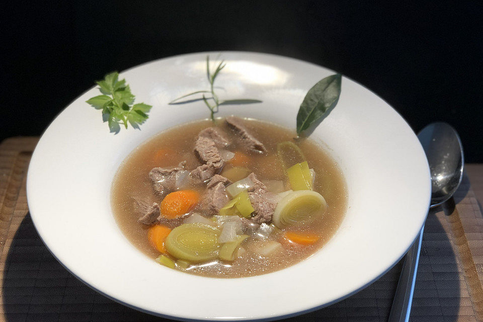 Rindersuppe