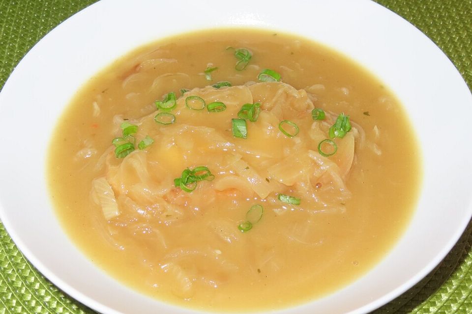 Braune Zwiebelsuppe