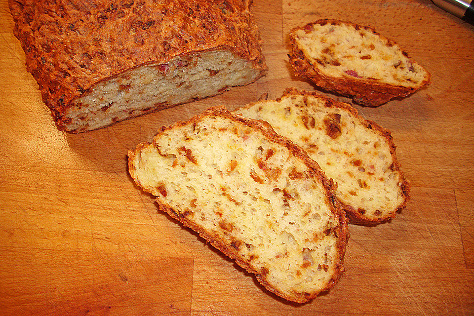 kuechlis glutenfreies Zwiebel-Speckbrot