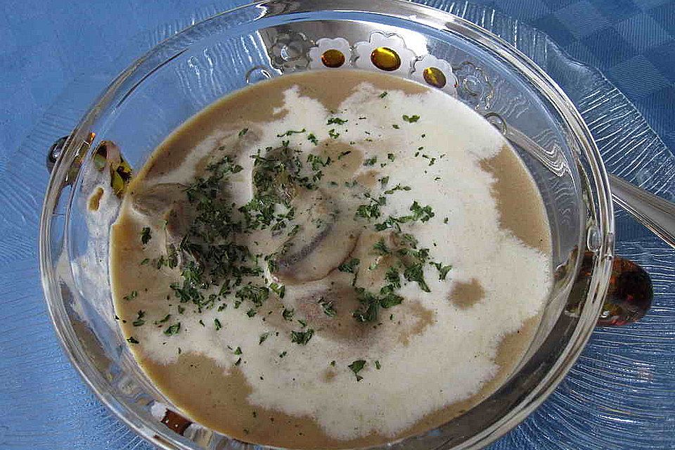 Kartoffel-Champignon Suppe