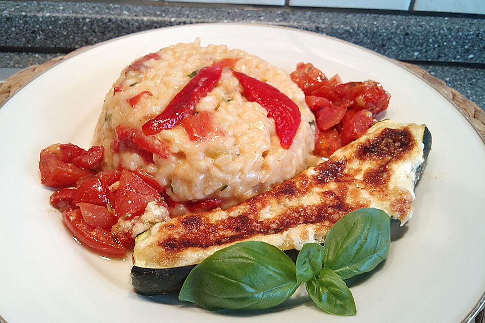 Parmesanrisotto mit Ofenpaprika