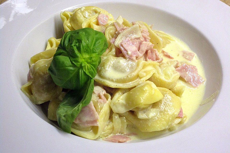 Tortellini à la Panna