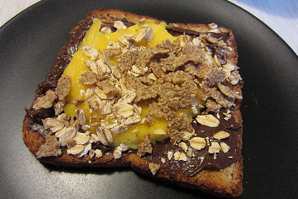 Schoko-Mango-Toast