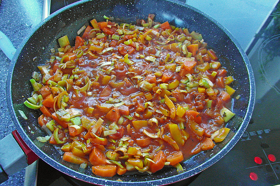 Lasagne mit buntem Gemüse