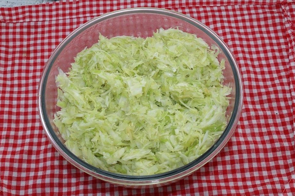 Spitzkohlsalat