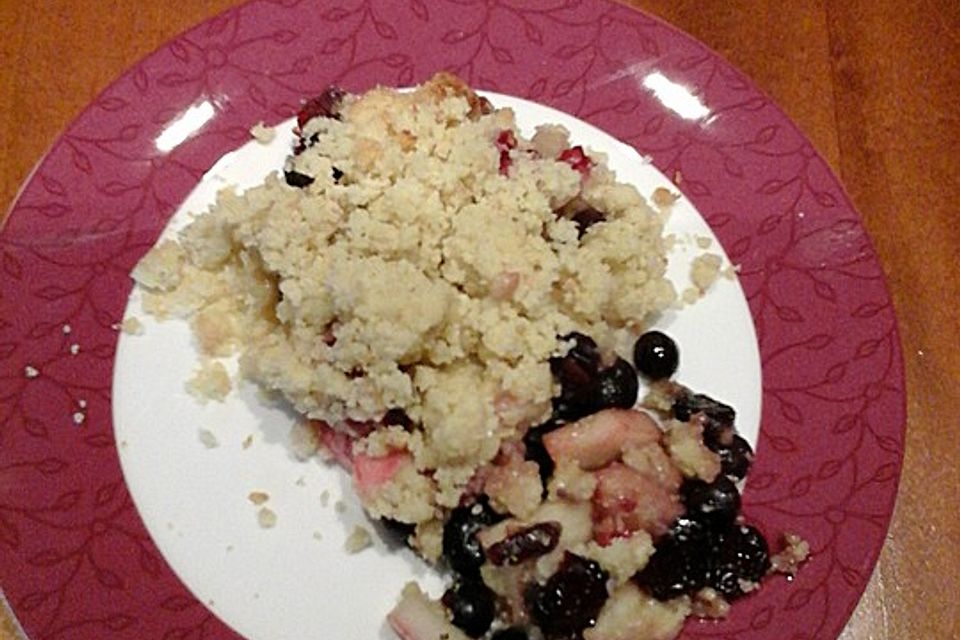 Beeren-Birnen-Streusel