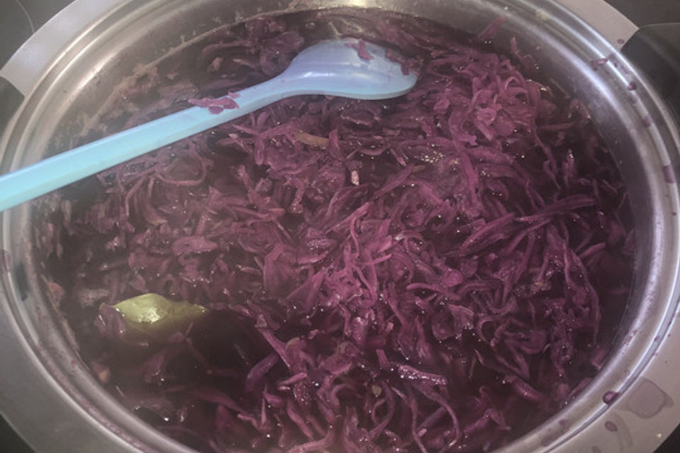 Apfelrotkohl