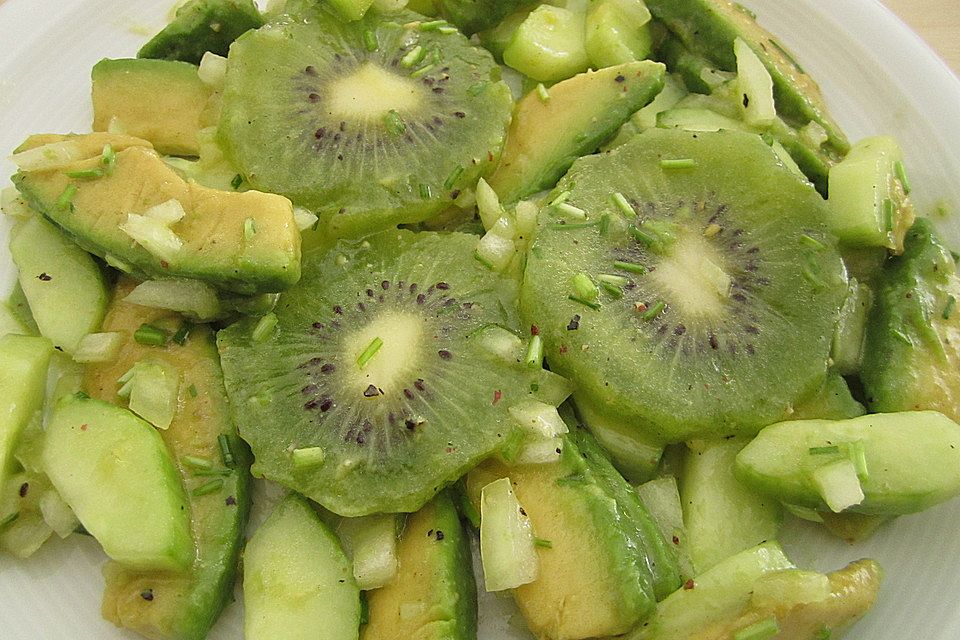 Gurken-Kiwi-Salat