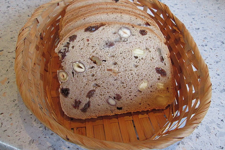 Früchte-Nuss-Brot