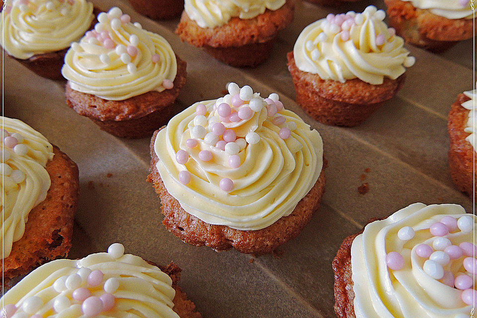 Vanillecupcakes mit Vanilletopping