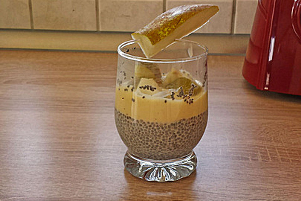 Chiapudding mit Vanillejoghurt