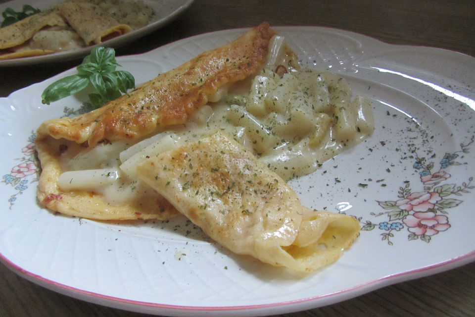 Spargel mit Schinkenpfannkuchen