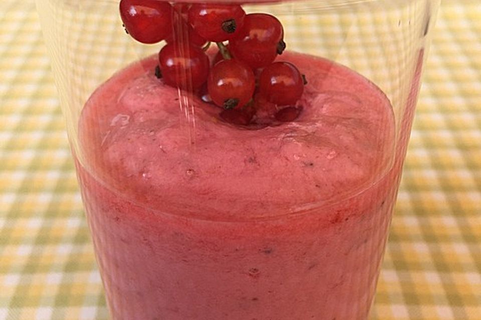 Johannisbeer-Limetten-Smoothie