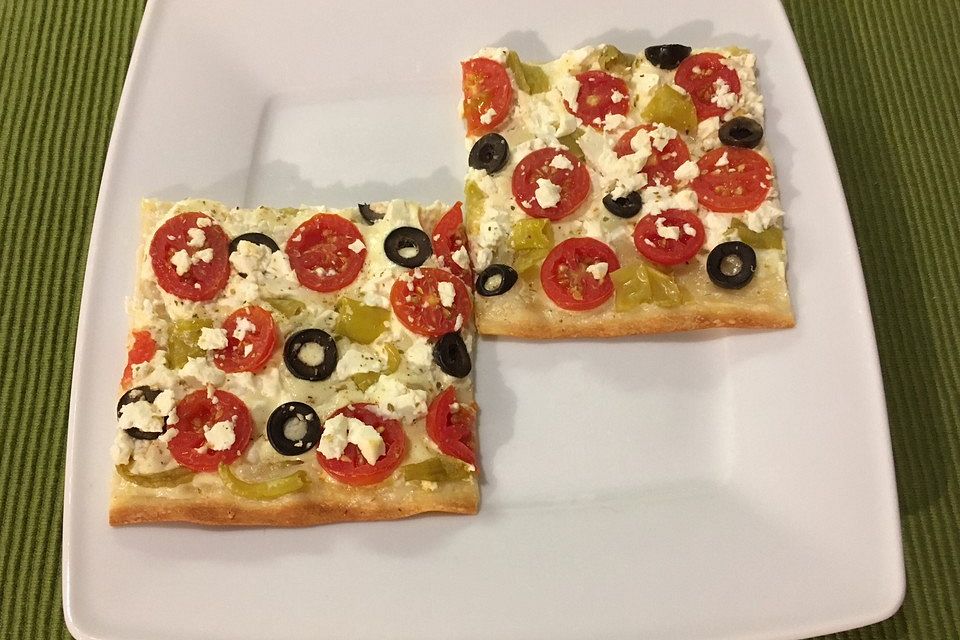 Griechischer Flammkuchen