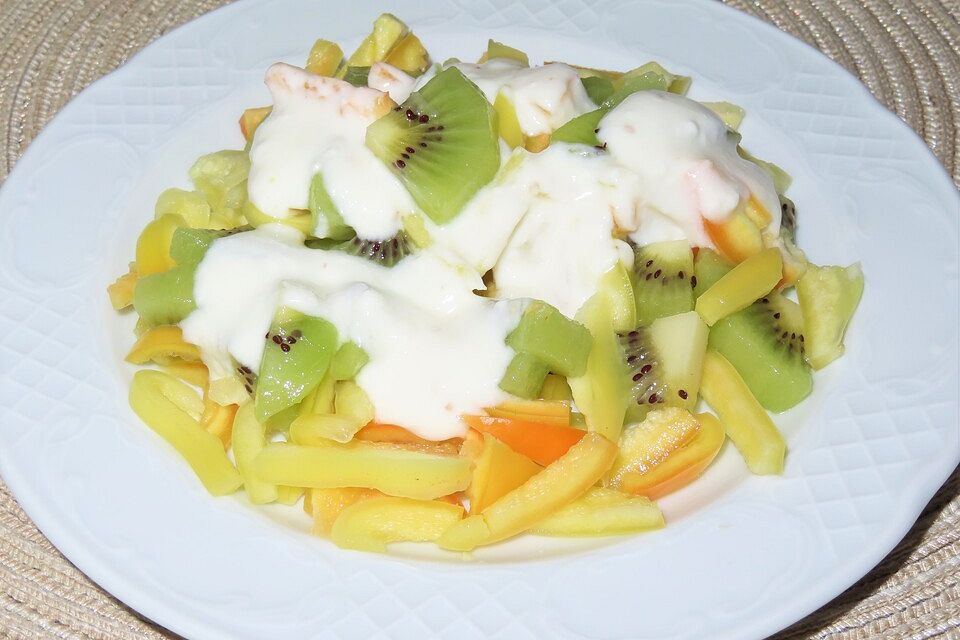 Paprika-Kiwi-Salat