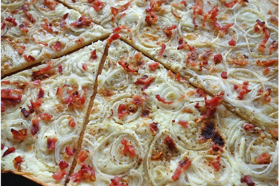 Elsässer Flammkuchen