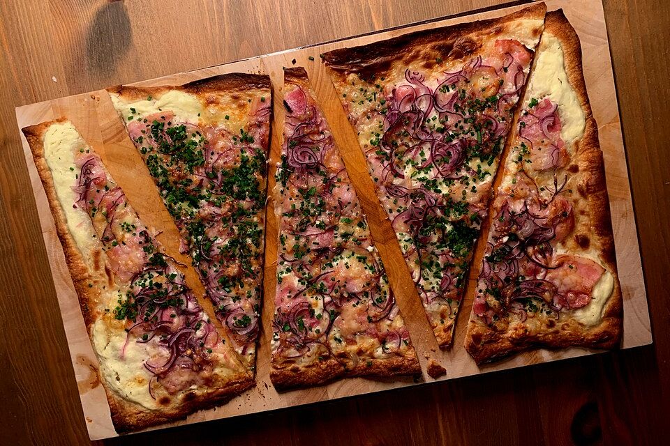 Elsässer Flammkuchen