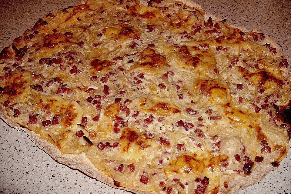 Elsässer Flammkuchen