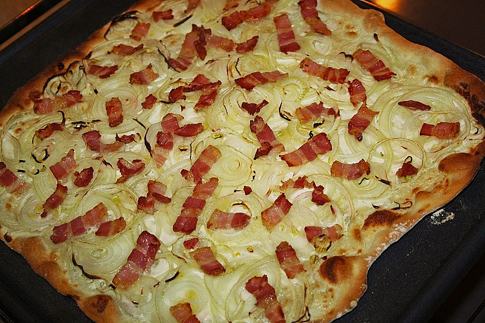 Elsässer Flammkuchen