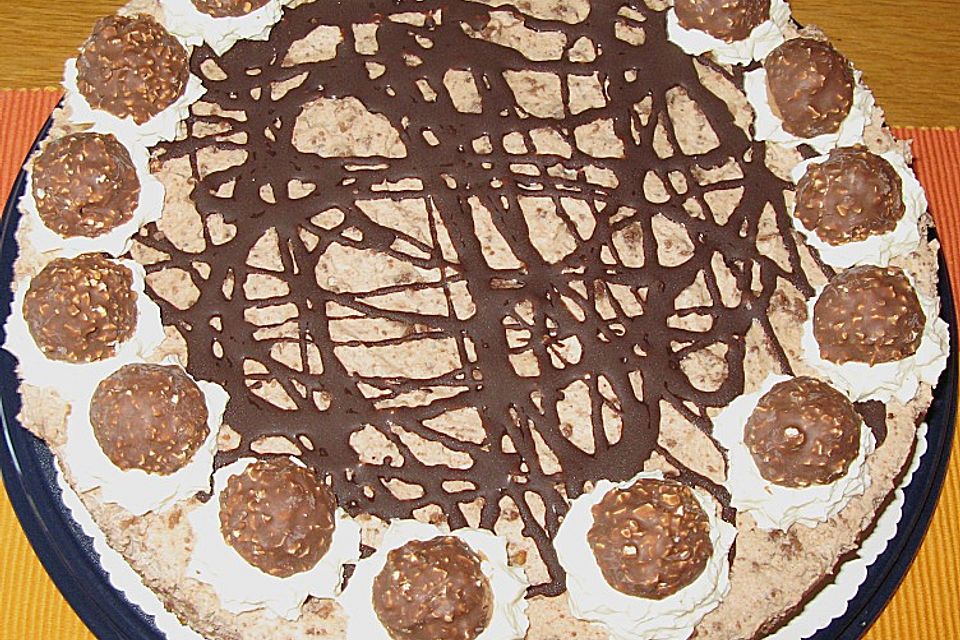 Feine Rocher - Torte