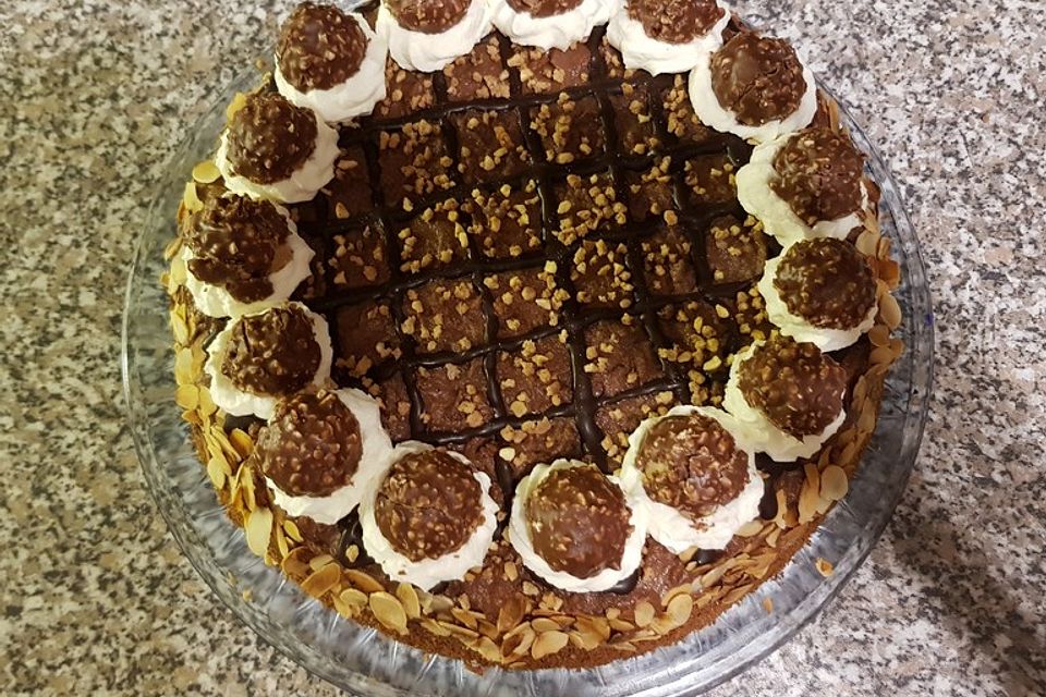 Feine Rocher - Torte