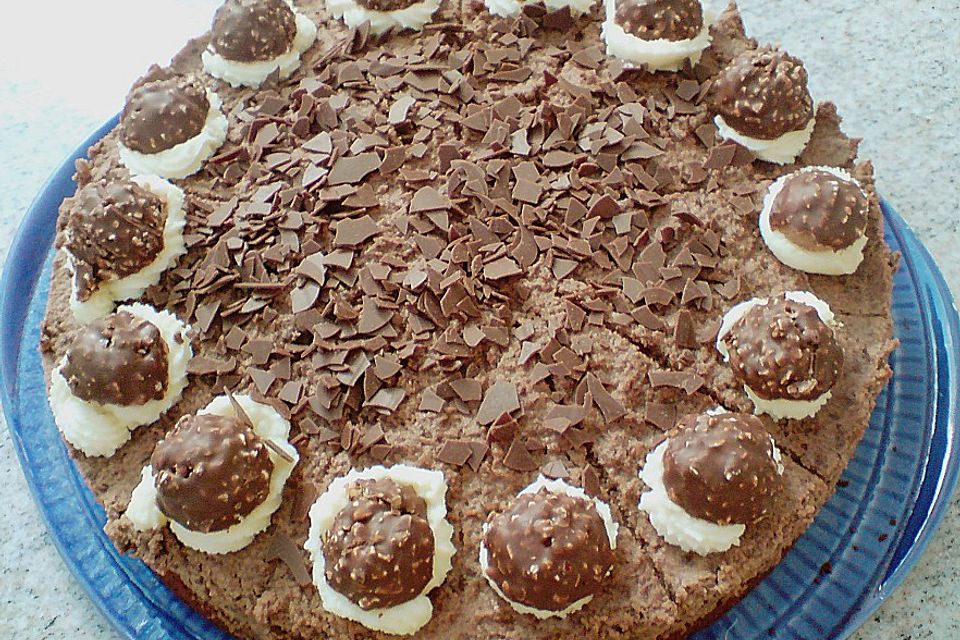 Feine Rocher - Torte