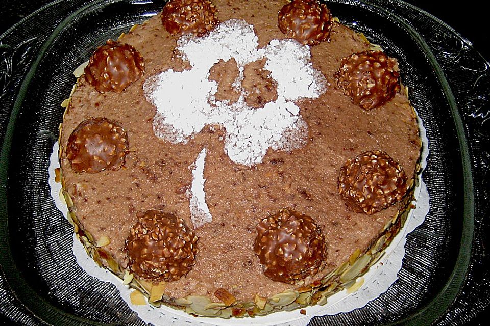 Feine Rocher - Torte