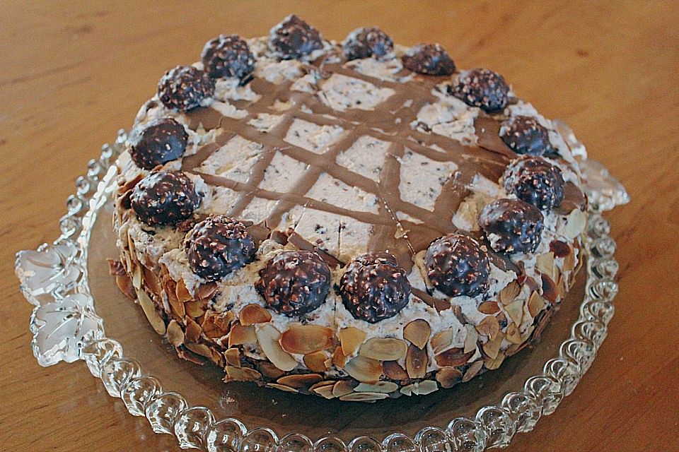 Feine Rocher - Torte