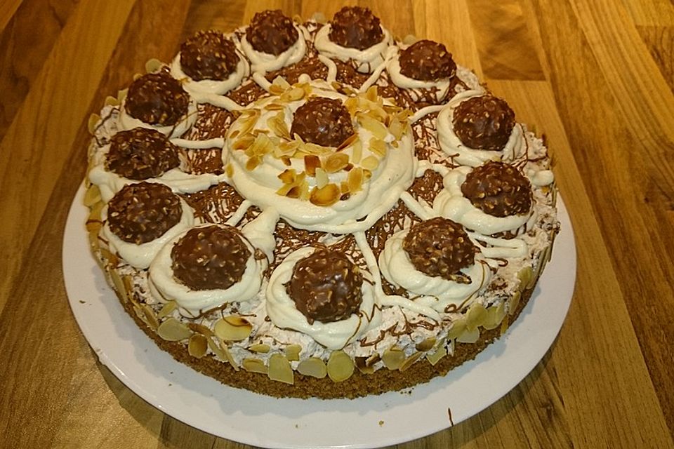 Feine Rocher - Torte