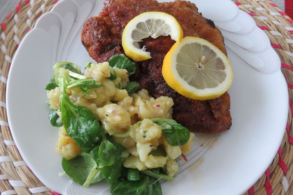 Kartoffelsalat mit Feldsalat