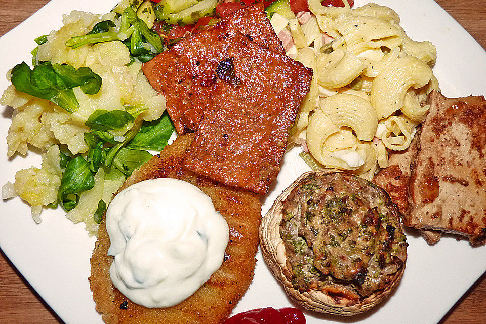 Kartoffelsalat mit Feldsalat