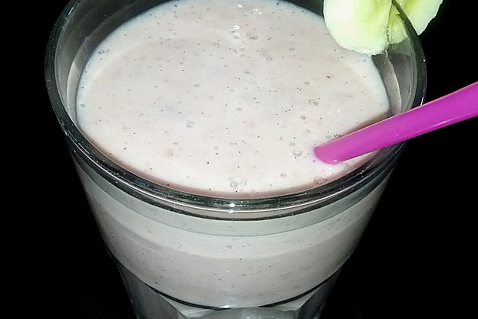 Himbeer-Bananen-Kiwi-Smoothie