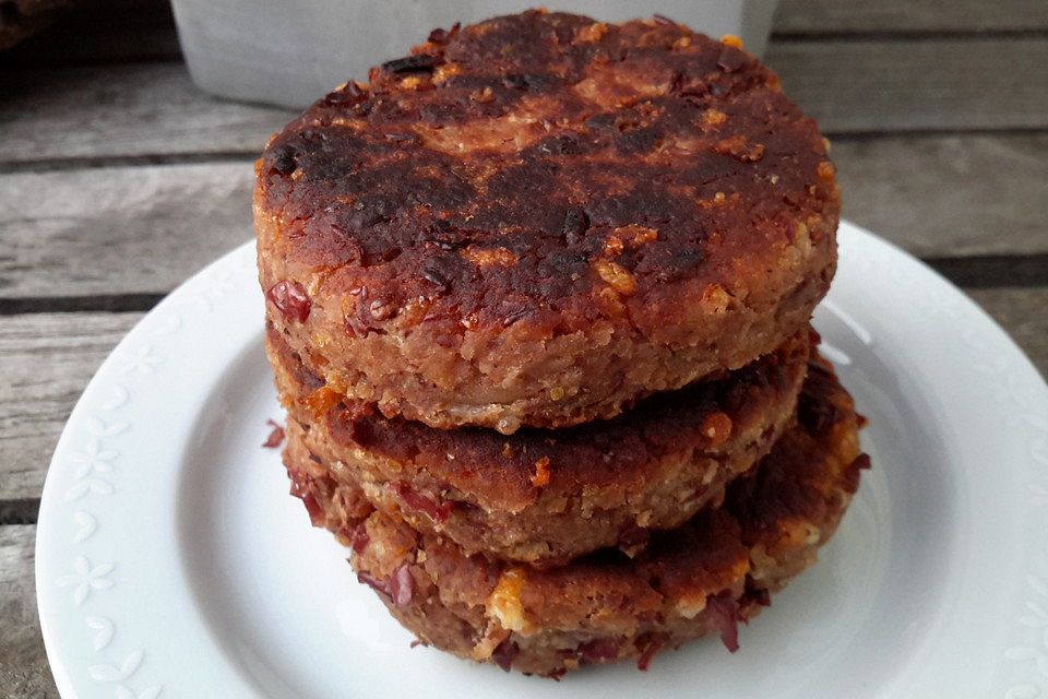 Vegetarische Bratlinge mit Kidneybohnen