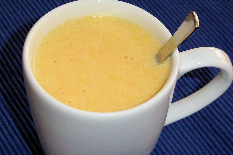 Orangen-Bananen-Buttermilch-Smoothie