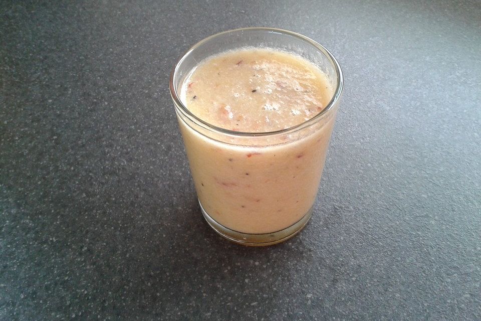 Kiwi-Banane-Apfel-Smoothie