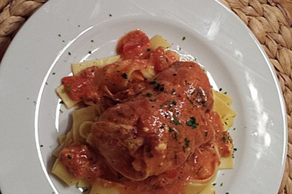 Putenrouladen mit Tomaten-Fetafüllung