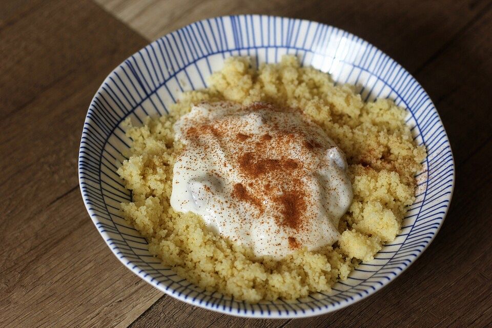 Couscous mit getrockneten Aprikosen