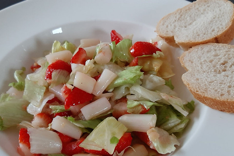 Spargel-Erdbeer-Salat