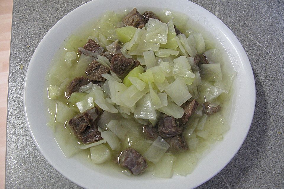 Weißkrautsuppe