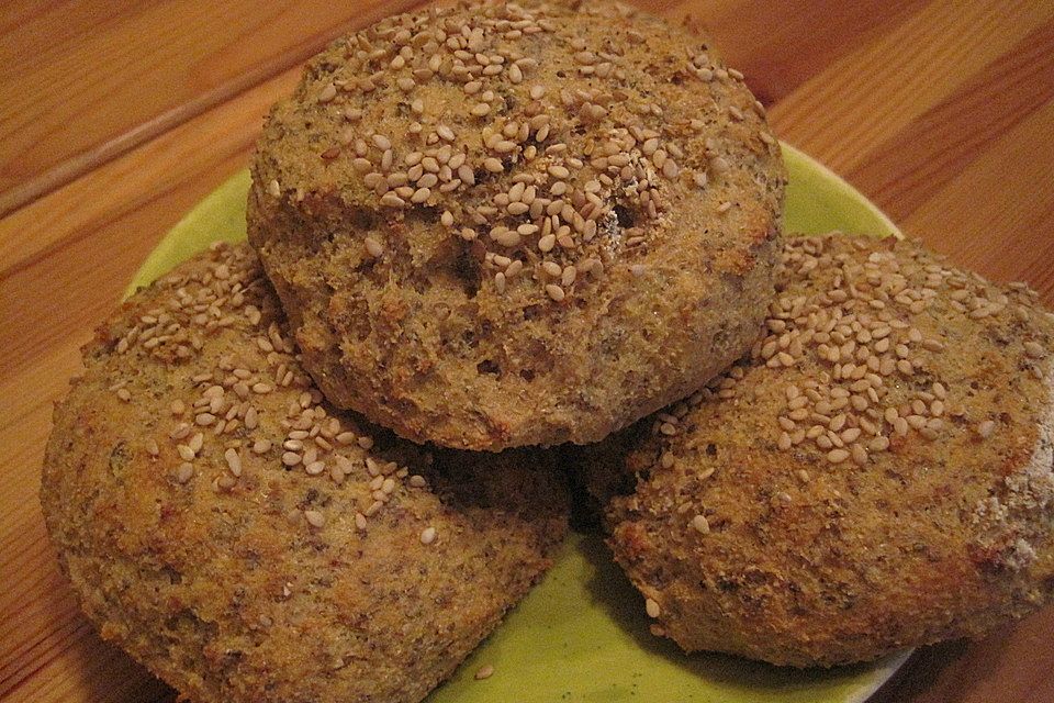 Chia-Floh-Eiweiß-Brötchen