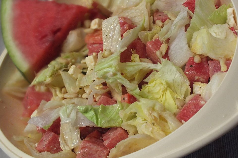 Wassermelonensalat mit Cashews